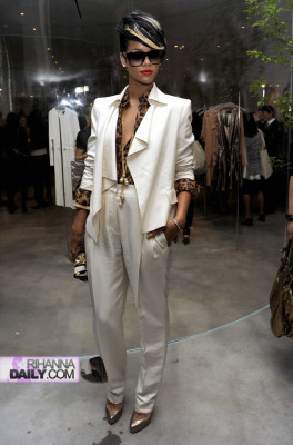 photo 18 in Rihanna gallery [id156397] 2009-05-08 00:00:00