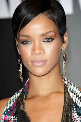 photo 8 in Rihanna gallery [id132066] 2009-01-30 00:00:00