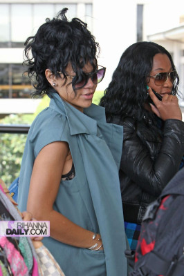 photo 18 in Rihanna gallery [id146817] 2009-04-03 00:00:00
