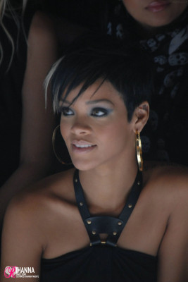 photo 14 in Rihanna gallery [id131535] 2009-01-28 00:00:00