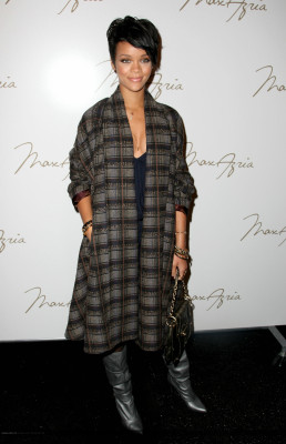 photo 26 in Rihanna gallery [id131742] 2009-01-30 00:00:00