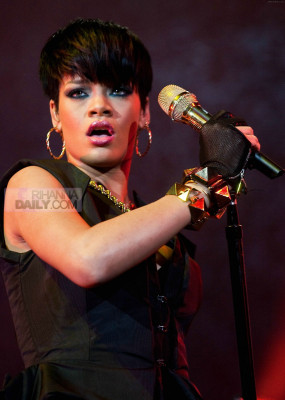 Rihanna pic #135801