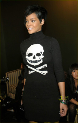 photo 8 in Rihanna gallery [id137912] 2009-03-02 00:00:00