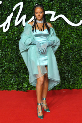 Rihanna - British Fashion Awards in London 12/02/2019