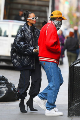 Rihanna - Celine Store in New York 12/02/2021
