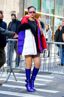Rihanna - Basquiat's Exhibit in New York 12/03/2021