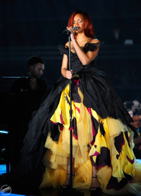 photo 16 in Rihanna gallery [id358974] 2011-02-15 00:00:00