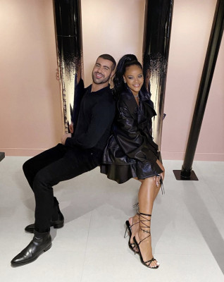 Rihanna - &#039;Fenty Beauty&#039; House Launch &amp; Influencer Event in LA 03/04/2020