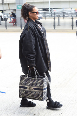 Rihanna - JFK Airport in New York 05/04/2018