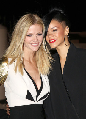 Rihanna pic #497780
