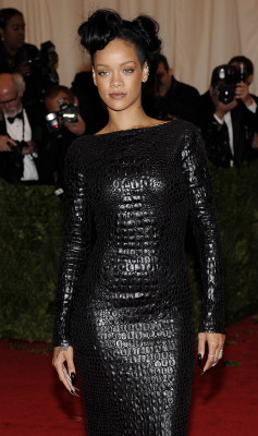 photo 21 in Rihanna gallery [id728176] 2014-05-11 00:00:00