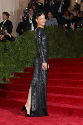photo 20 in Rihanna gallery [id510031] 2012-05-13 00:00:00