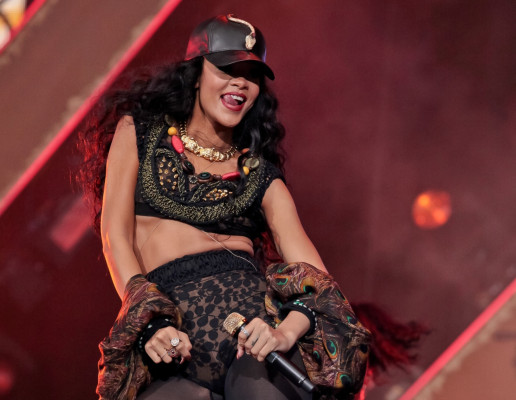 photo 29 in Rihanna gallery [id533970] 2012-07-12 00:00:00