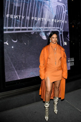Rihanna - Fenty Launch in New York 02/07/2020