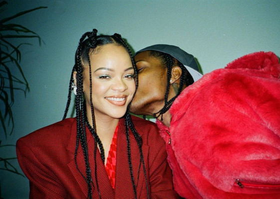 Rihanna - ASAP Rocky's Concert in Long Beach 11/07/2021