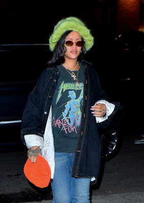 Rihanna - New York 02/08/2020