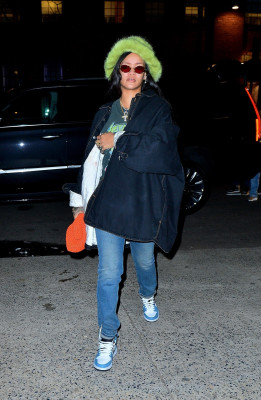 Rihanna - New York 02/08/2020