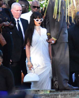 photo 18 in Rihanna gallery [id1034257] 2018-01-24 00:00:00