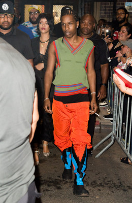 Rihanna - On Set in Bronx 07/10/2021