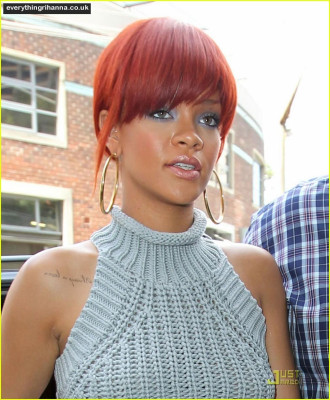 photo 4 in Rihanna gallery [id479316] 2012-03-13 00:00:00