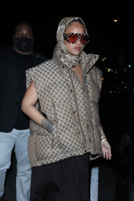 Rihanna - Giorgio Baldi Restaurant in Santa Monica 01/11/2022