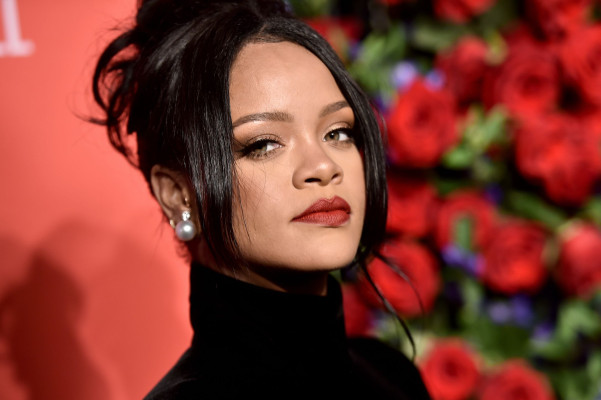 Rihanna - 5th Annual Diamond Ball n New York 09/12/2019