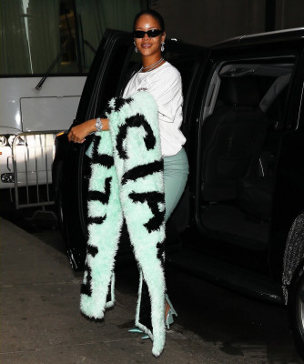 Rihanna - 5th Annual Diamond Ball n New York 09/12/2019