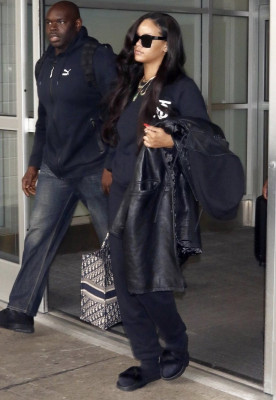 Rihanna - JFK Airport in NY 09/12/2018
