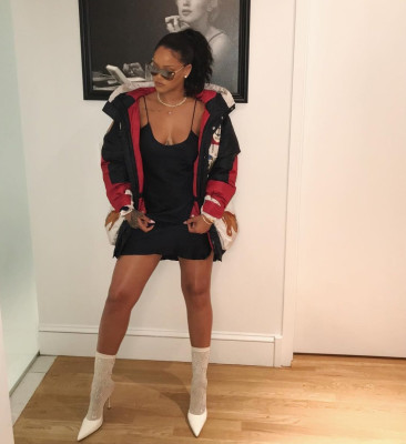 photo 19 in Rihanna gallery [id1023159] 2017-12-18 00:00:00