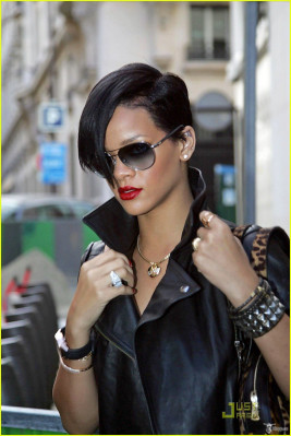 photo 13 in Rihanna gallery [id114929] 2008-11-05 00:00:00