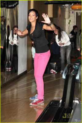 photo 7 in Rihanna gallery [id120389] 2008-12-08 00:00:00