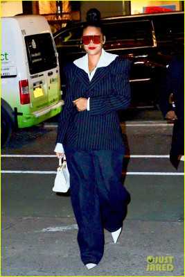 Rihanna - New York 01/13/2019