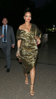 Rihanna - Oceans 8 European Premiere in London 06/13/2018