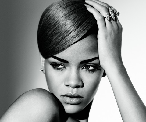 photo 7 in Rihanna gallery [id325705] 2010-12-13 00:00:00