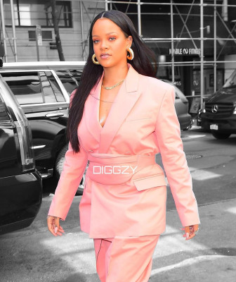 Rihanna - New York 04/17/2019