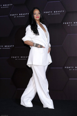 Rihanna - Fenty Beauty Artistry &amp; Beauty Talk in Seoul 09/17/2019