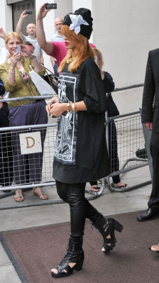 Rihanna pic #645313