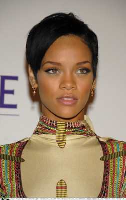 Rihanna pic #140435