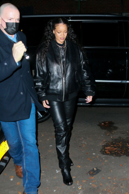 Rihanna - Carbone Restaurant in New York 01/19/2022