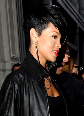 photo 24 in Rihanna gallery [id156079] 2009-05-08 00:00:00