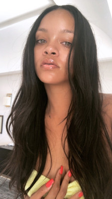 Rihanna in Barbados 08/19/2018