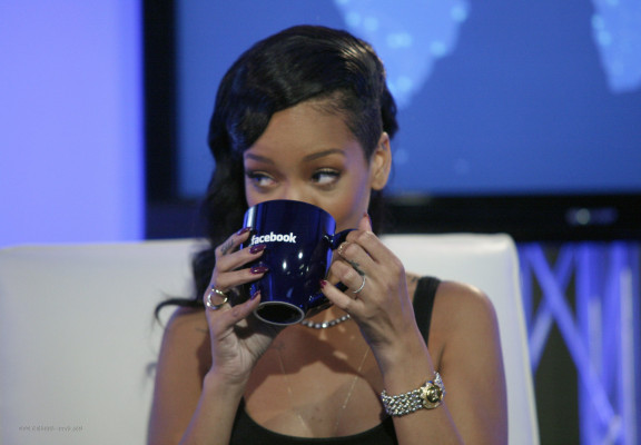 photo 19 in Rihanna gallery [id583804] 2012-11-20 00:00:00