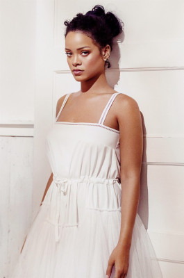 photo 4 in Rihanna gallery [id906759] 2016-08-19 00:00:00