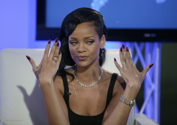 photo 24 in Rihanna gallery [id583798] 2012-11-20 00:00:00