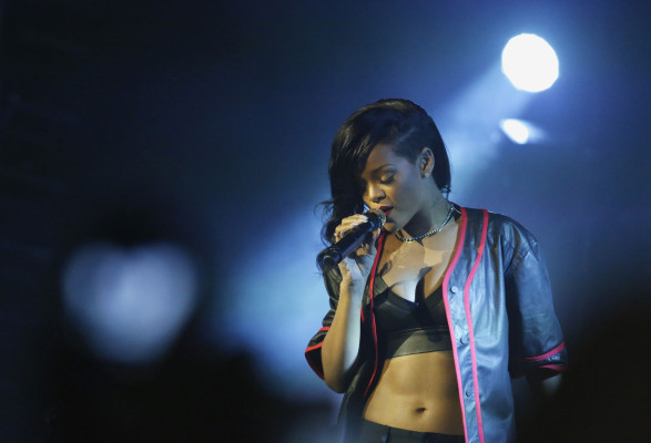 photo 18 in Rihanna gallery [id583236] 2012-11-20 00:00:00