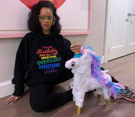 Rihanna - Beverly Hills 02/20/2019