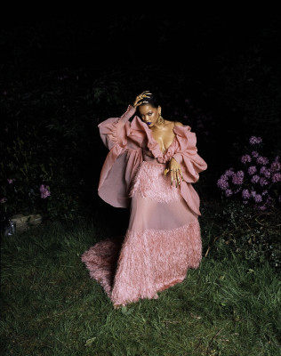 Rihanna - Garage Magazine (2018)