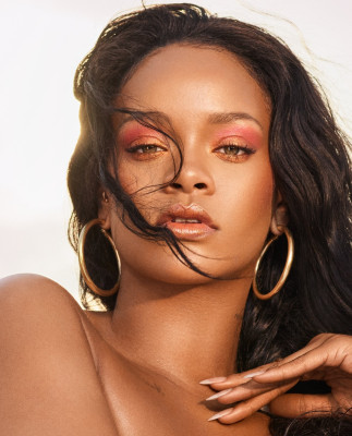Rihanna - Fenty Beauty Beach, Please! Summer (2018)