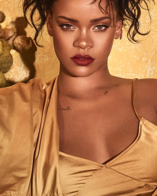 Rihanna - Fenty Beauty Moroccan Spice (2018)