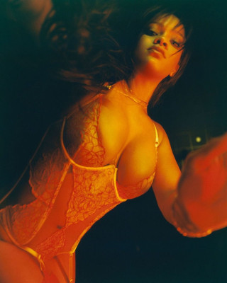 Rihanna - Savage X Fenty (2018)